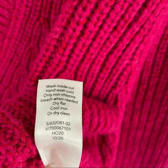 Athleta  Shasta V-Neck Oversized Sweater Fuchsia Size M Wool Blend - Picture 9 of 10